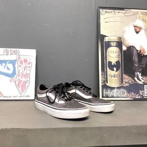 Vans 5 women’s and 3.5 mens